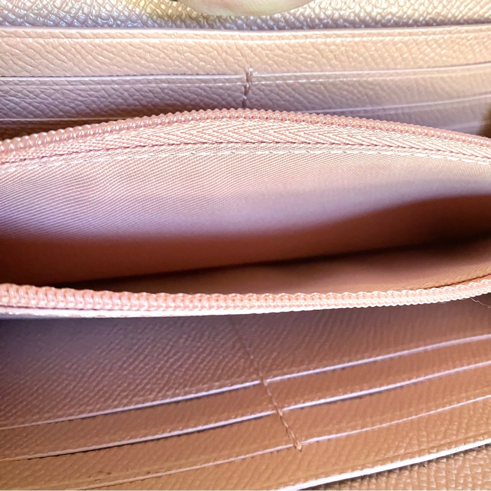 Coach Pink Leather zip around long wallet with silver hardware EUC like new - Picture 6 of 12